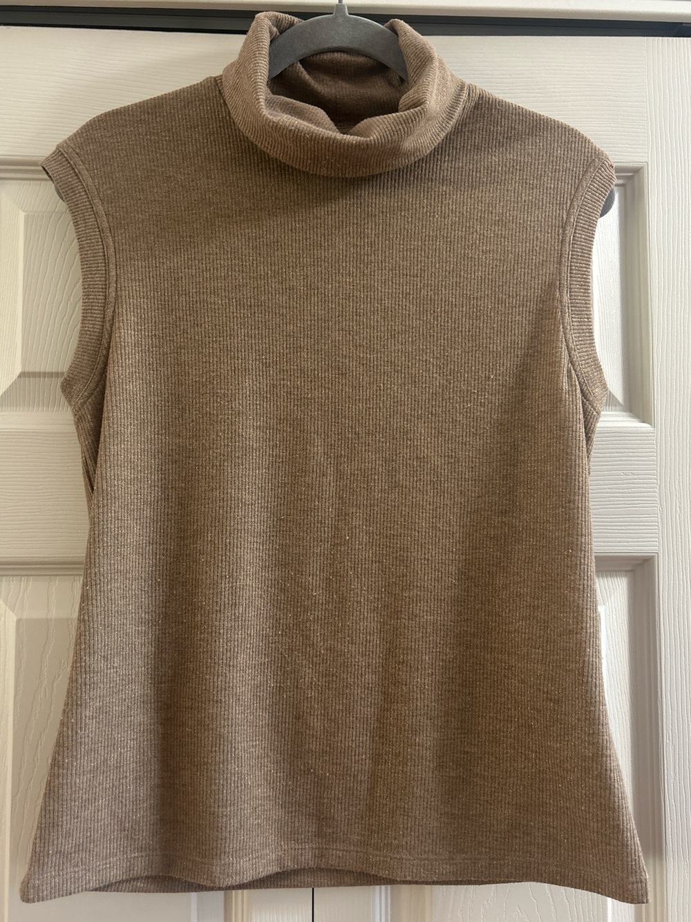 Banana Republic Tank Women’s Size S Brown Metallic Sleeveless Turtleneck Ribbed